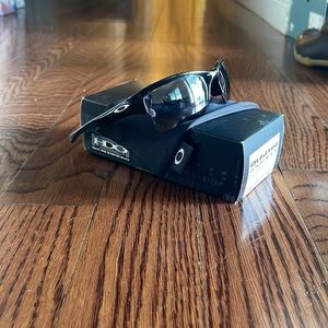 OAKLEYS